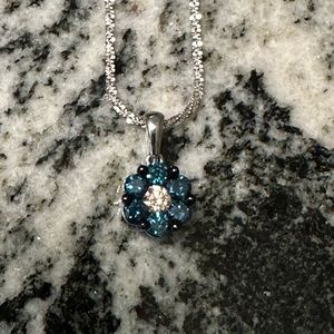 14k white gold with blue and white diamonds necklace